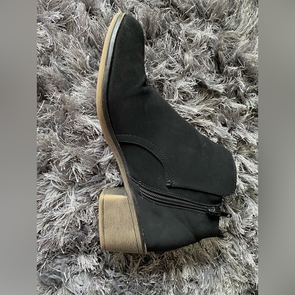 White Mountain faux suede booties - Picture 9 of 12